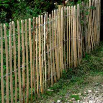 NS 5'HIGH x 4.5m ROLL CHESTNUT PALING FENCING (3 WIRE)