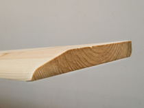 4.8x19x125NOM(15x120FIN)ROUND/ CHAMFERED SKIRTING 5TH REDWOOD