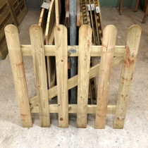 4'Hx4'W PLANED PALING GATE ROUNDED TOP GREEN 90mm PALES