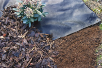 WEED CONTROL FABRIC 1m x 15m MULTI-PURPOSE BLACK